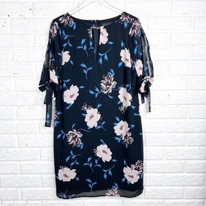 TRUTH & FABLE Floral Dress | Sheer Sleeve Dress